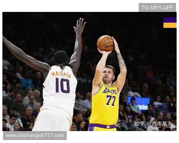 湖人末节崩盘仅得两分独行侠8分半打出23比2超级高潮逆转取胜