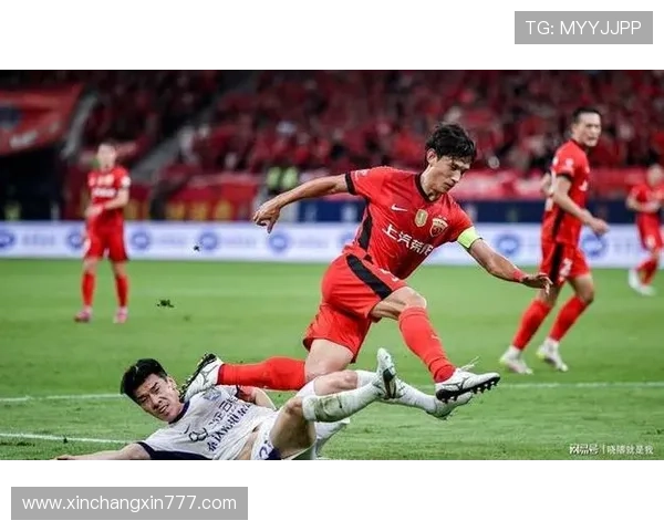 海港队表现平平实力短板明显全队重心放在周末关键联赛