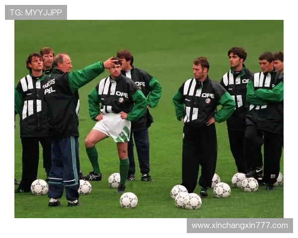 基恩批评森林球员对换帅态度冷漠称其表现极其愚蠢