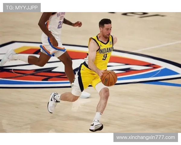 麦康奈尔精准助攻西亚卡姆强势扣篮展现个人风采 麦康奈尔精准助攻西亚卡姆强势扣篮展现个人风采